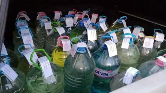Иззеха близо 600 литра домашна ракия предназначена за продажба в