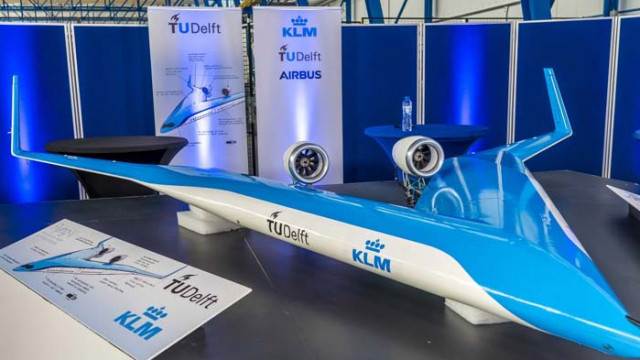 Първи полет на модел на футуристичния Flying-V