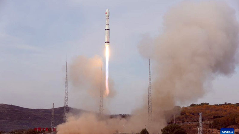 Китай изстреля спътник за изследване на атмосферата, съобщи ТАСС, позовавайки