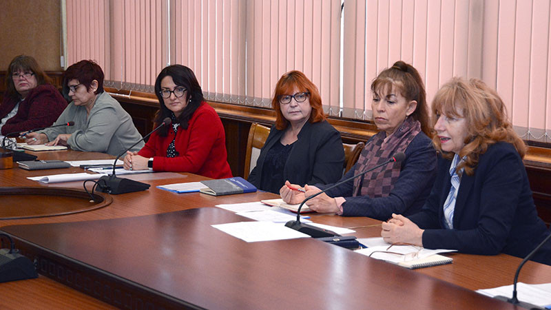 Снимка: Снежана Апостолова: Община Варна ще инициира кампания за набиране на приемни семейства в региона