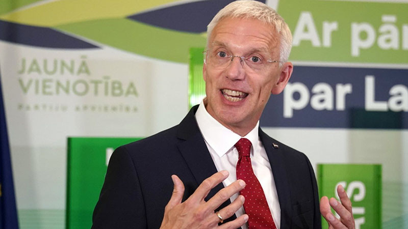 Снимка: Латвийският външен министър подава оставка, искат да разследват разходите за пътуванията му