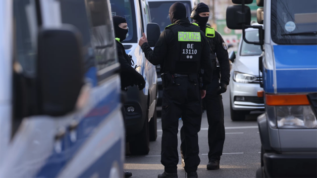 Полицията в Нинбург застреля нападател с нож