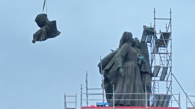 ВАС отмени решението на АССГ за спиране демонтажа на Паметника на Съветската армия