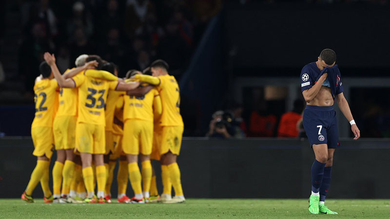 Париж видя два обрата зрелищен футбол и един победител - Барселона