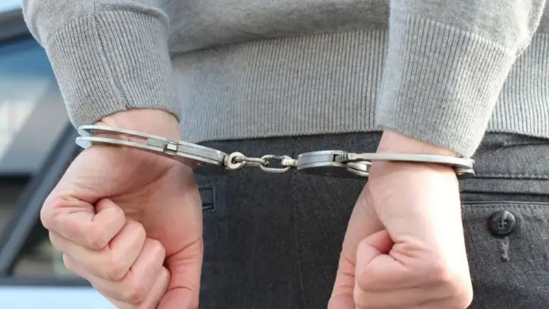 Български ало измамник е задържан след гонка с полицията в Гърция