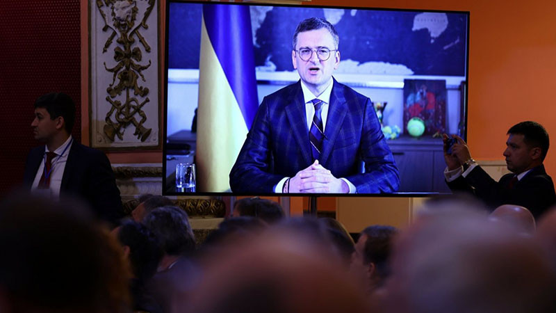 Чрез видеомост по време на българо-украинския форум украинският външен министър