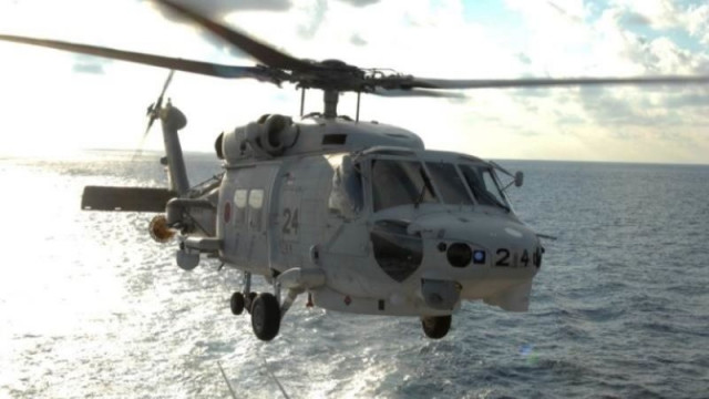 7 изчезнали след катастрофа на 2 японски военни хеликоптера
