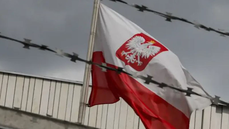 Полша е отворена към разполагане на ядрени оръжия на нейна територия