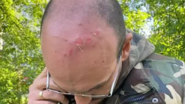 Кадри показват момента в който Димитър Стоянов вади оръжие и заплашва
