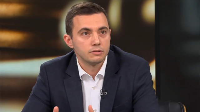 Искрен Арабаджиев (ПП-ДБ): Смятаме, че Борисов е зависим от Пеевски