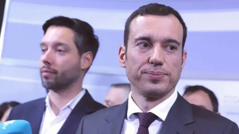 Пореден абсурд от екипът на Терзиев – паркиране на бул. „Витоша“ ще е обратно на движението (ВИДЕО)