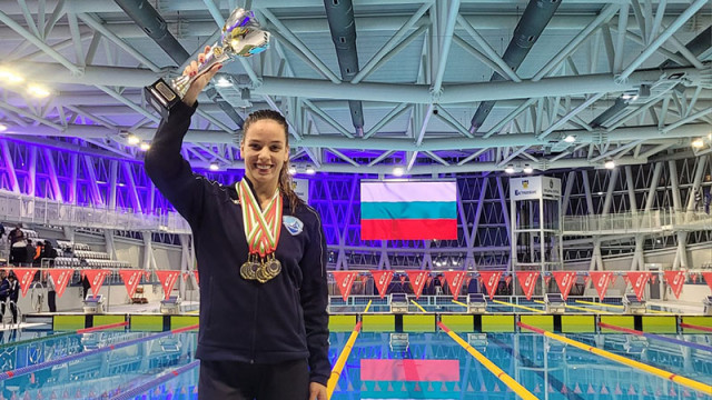 Нови таланти в емблематичния за Варна спорт – плуване очаква