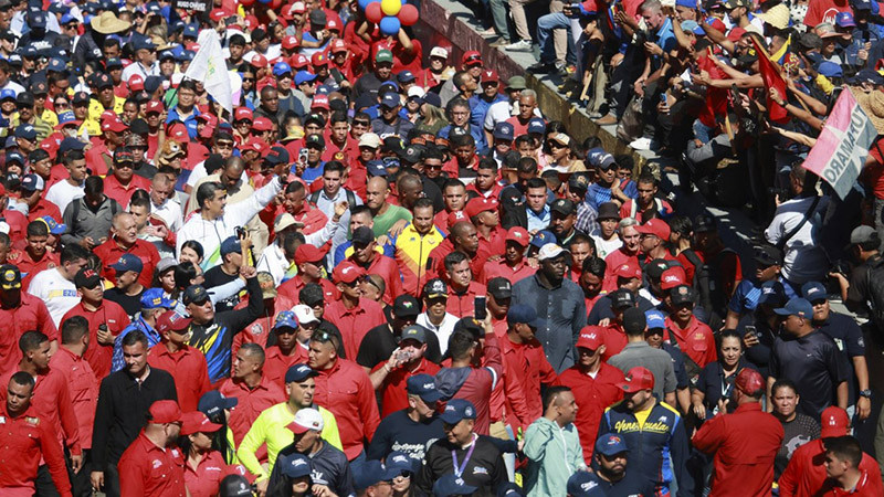 Президентът на Венецуела Николас Мадуро заяви, че минималният доход за