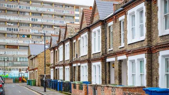 Наемите на недвижимите имоти във Великобритания са се повишили до