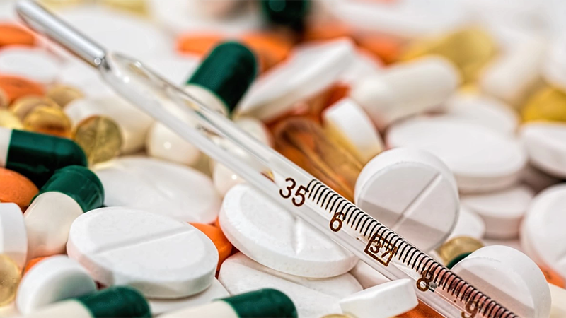 Д-р Венцислав Везенков: Не е препоръчително при температура да се дават медикаменти