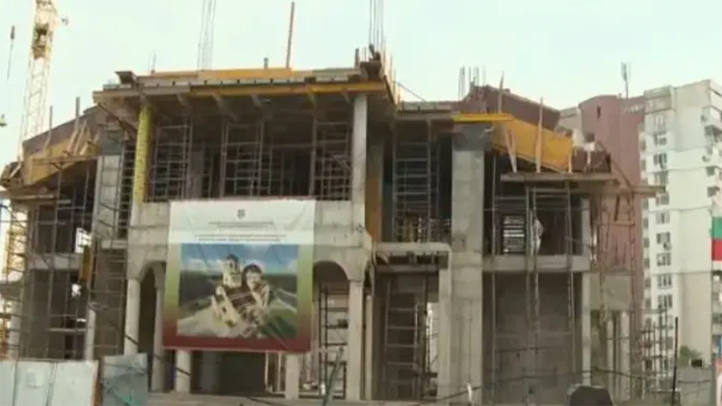 Най-високата църква в България се строи в столичния кв. „Люлин“