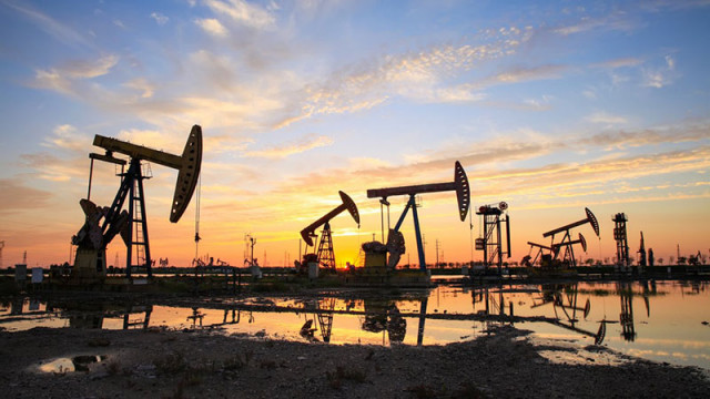 Налагането на данък върху големите петролни компании може да увеличи