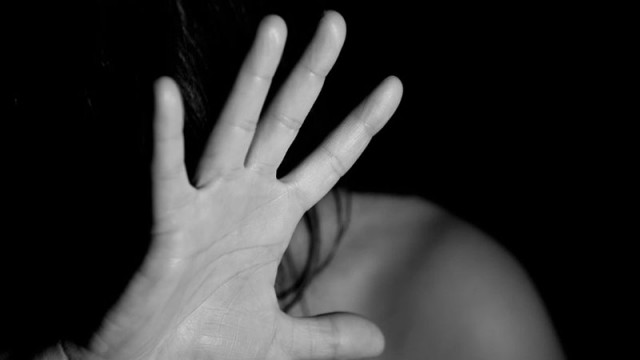Фрапиращ случай на домашно насилие във Великотърновско Млад мъж прободе