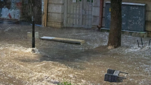Евакуация във Видинско след приливна вълна