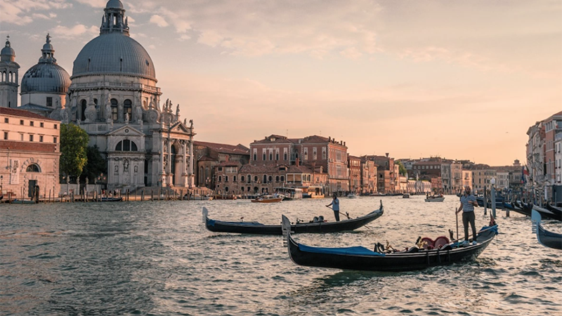Входна такса за посетителите във Венеция беше въведена неотдавна. Всеки, който