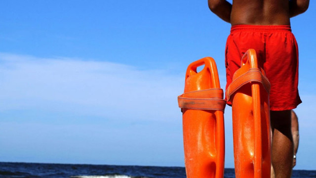 Област Варна търси спасители за 10 неохраняеми плажа през лятото
