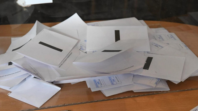 Общо 38 288 са потвърдените заявления за гласуване в чужбина