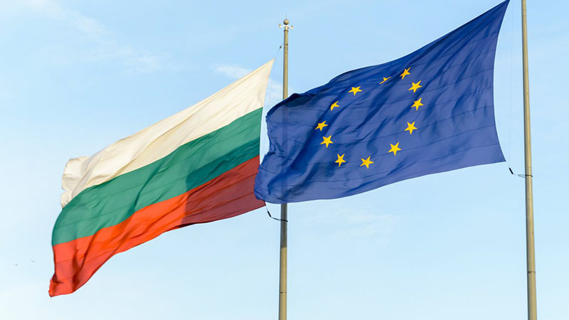 Нов интерактивен сайт, достъпен и на български, показва как Съюзът