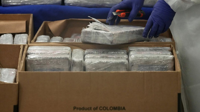 320 кг кокаин в контейнери със скариди бяха открити на пристанището в Пирея