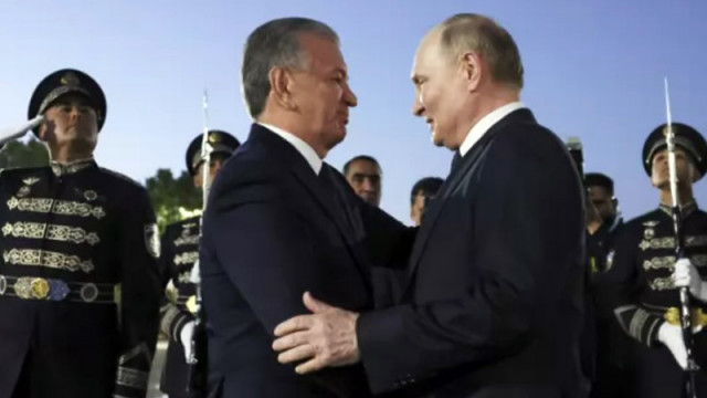 Руският президент Владимир Путин пристигна на двудневно държавно посещение в Узбекистан