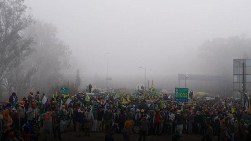 Индия: Гореща вълна в Делхи, пускат училищата във ваканция