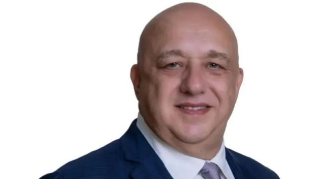 Красен Кралев е български бизнесмен и политик от партия ГЕРБ