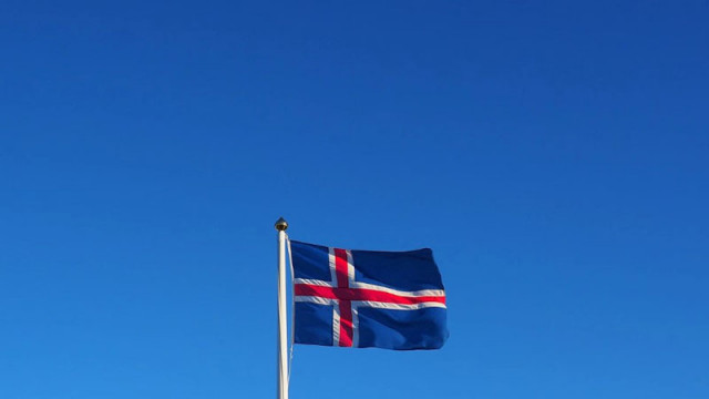 Исландия избира днес новия си президент предаде ДПА Популярният сегашен
