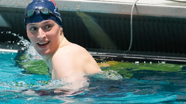 Транссексуалната плувкиня Лия Томас отпадна от Олимпийските игри след като
