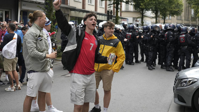 Опасенията на немските власти за сблъсъци между фенове на Сърбия