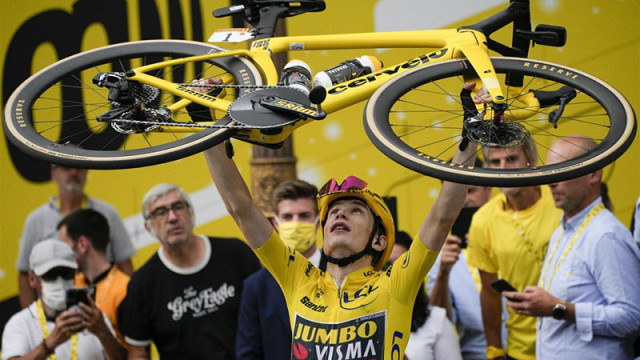 Победителят от последните две издания на Тур дьо Франс Йонас