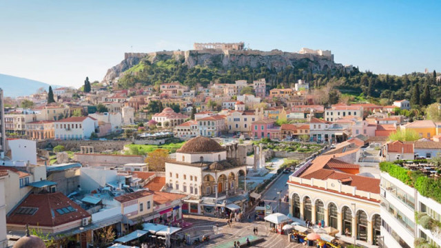 Банката на Гърция бие тревога за цените на имотите тъй