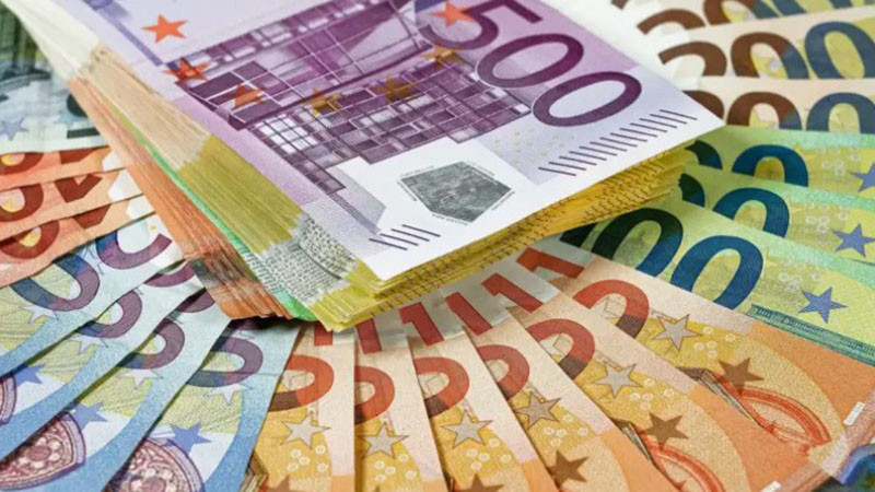 1000 евро глоба за работа "на черно" в Кипър