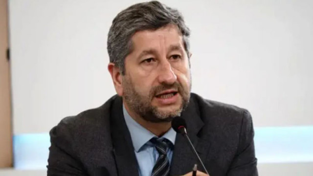 Христо Иванов: В ПП-ДБ не може само да местим столовете на палубата на Титаник