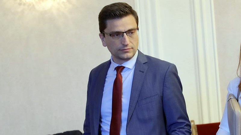 Венко Сабрутев видя в казуса с Андрей Гюров усилие за отстраняване на потенциален служебен премиер