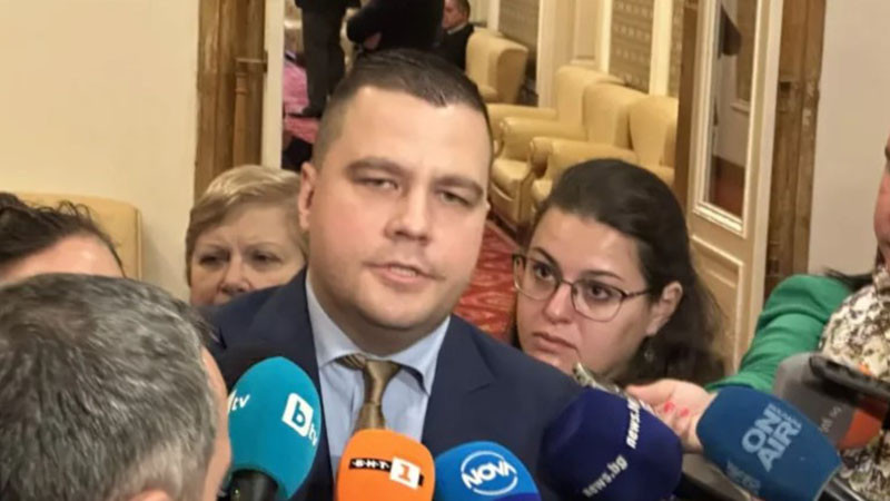 Балабанов: ПП-ДБ са заложник на болните амбиции на Петков, на него му се ходи на избори