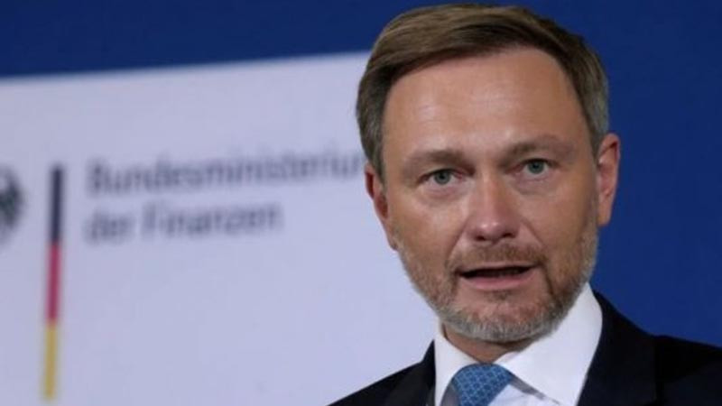 Германия планира да намали наполовина военната помощ за Украйна?