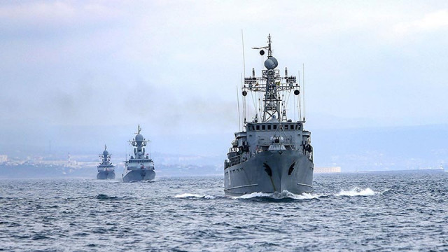 Русия започва да ни следи отблизо, ако НАТО концентрира кораби в Черно море