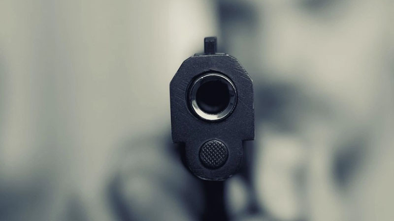 Екшън в Шумен: Шофьор насочи пистолет срещу водач