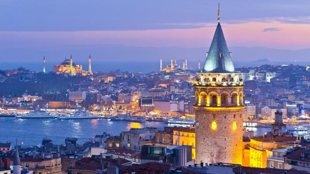 Цените на градския транспорт в Истанбул са по-високи с 13 процента от днес
