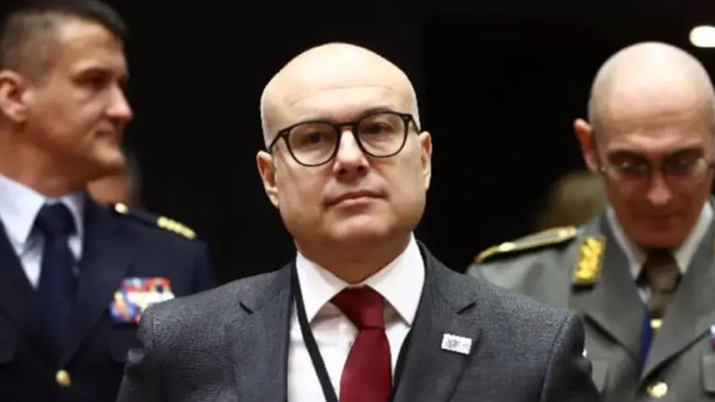 Премиерът на Сърбия Милош Вучевич е с Ковид