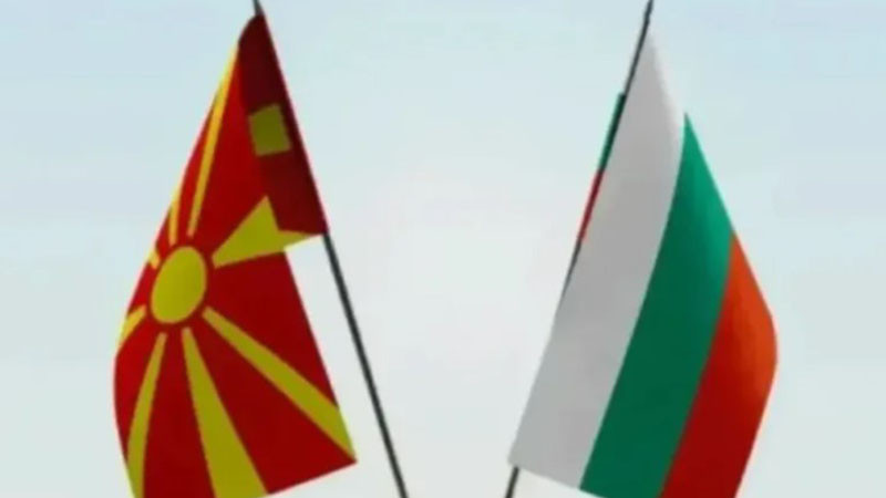 САЩ: Ще наблюдаваме точното прилагане на договора между България и Македония