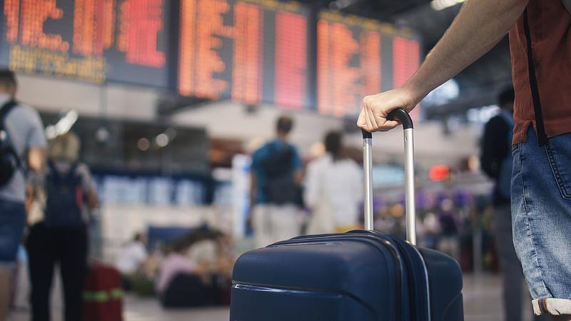 Пътуванията през летищата в Европа вече надвишават нивата от преди пандемията