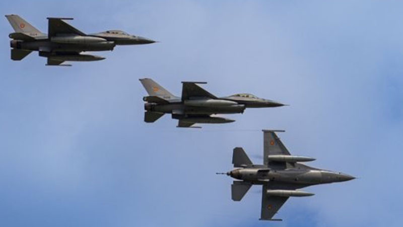 Американски изтребители от 5-то поколение F-22 Raptor ще пазят Израел от Иран