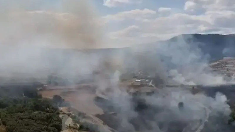 Голям пожар край Бобошево, търсят се доброволци