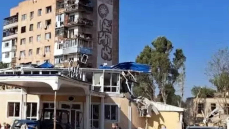 Двамата журналисти, ранени при руски удар срещу хотел в Краматорск, са от екип на Ройтерс